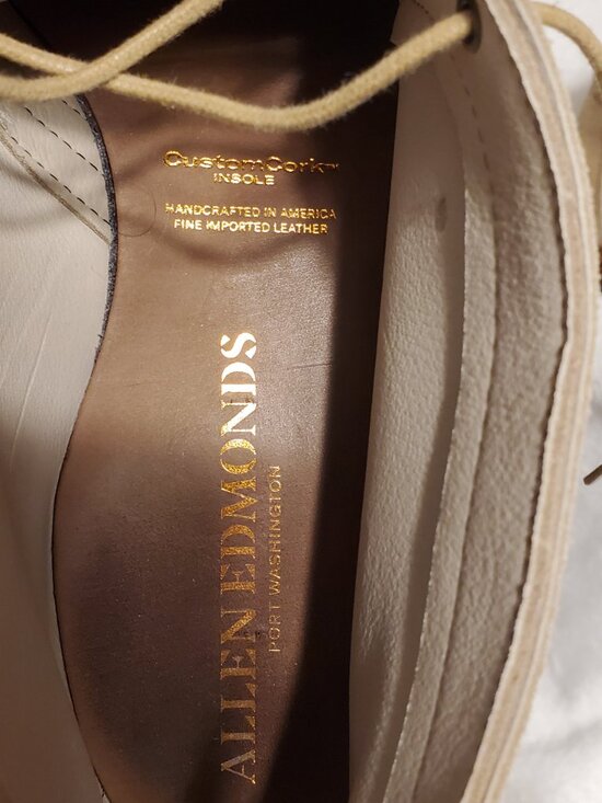 Allen Edmonds Luxury Suede Chukka boot Mens‎ Size 11 1/2 Color: Khaki  EUC! main image 13